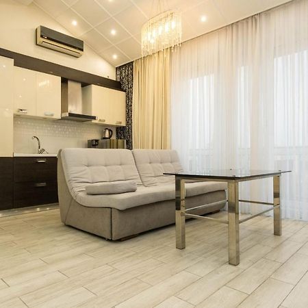 Penthouse On Strada Ismail 58/1 Apartment Chisinau Ngoại thất bức ảnh