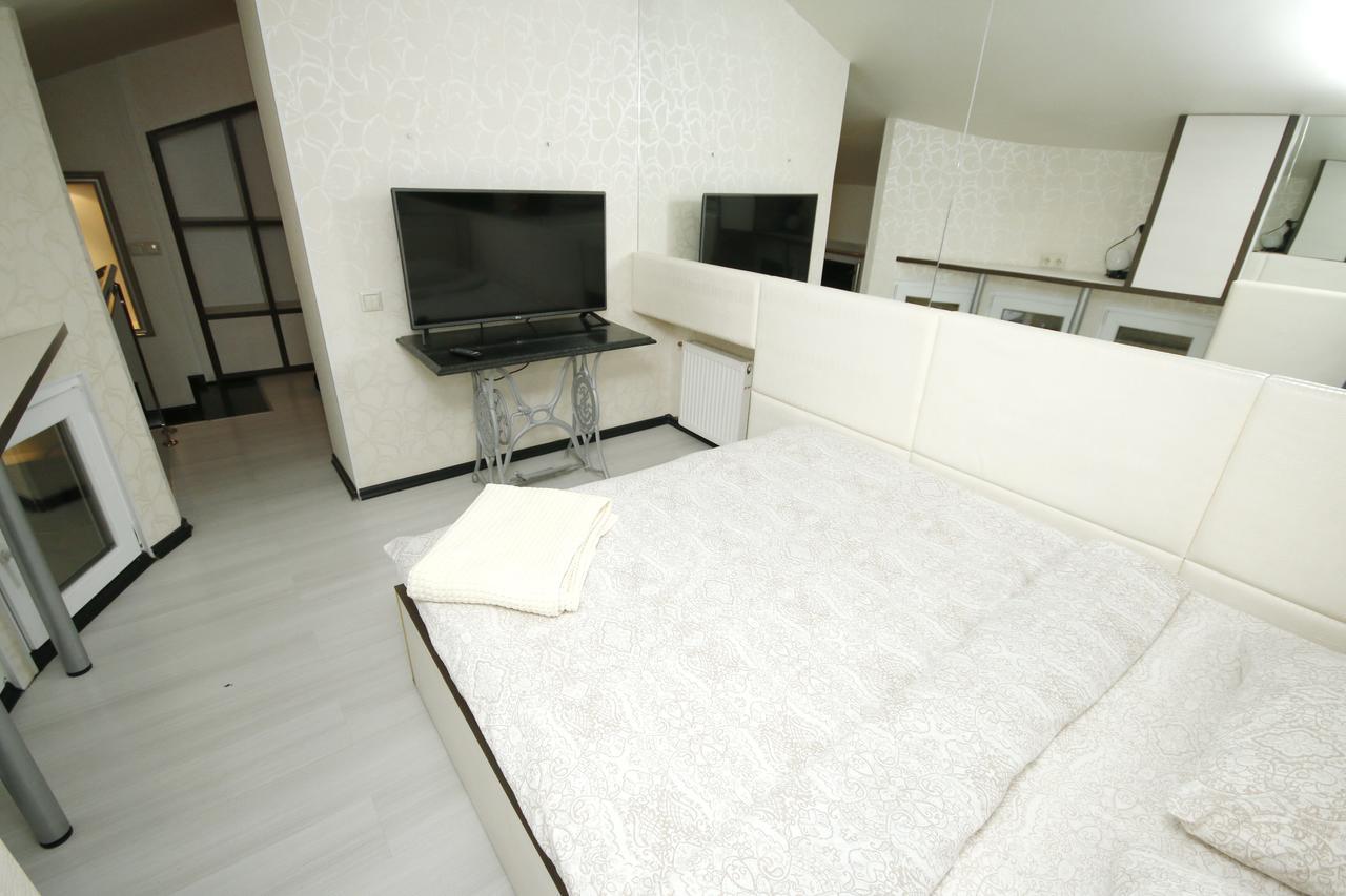 Penthouse On Strada Ismail 58/1 Apartment Chisinau Ngoại thất bức ảnh