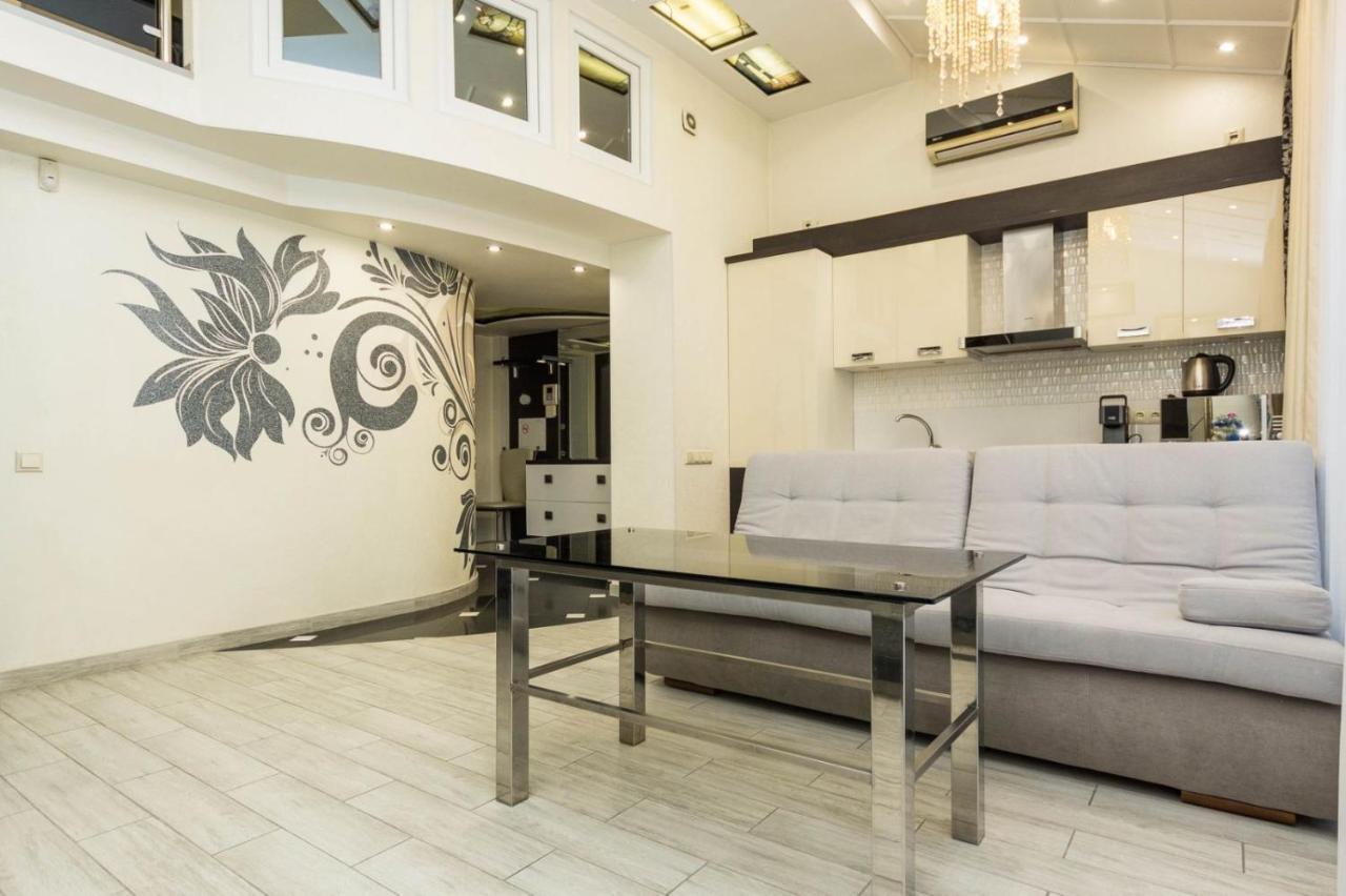 Penthouse On Strada Ismail 58/1 Apartment Chisinau Ngoại thất bức ảnh